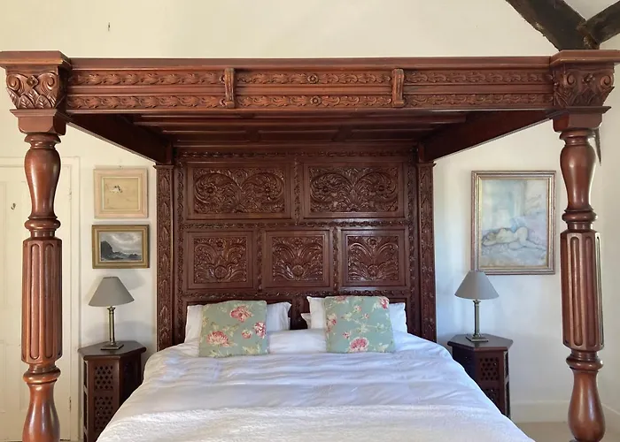 Worthy Manor
