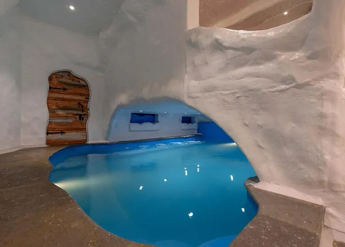 Pool Villa: Villa Stonera: Mountain Retreat with Indoor Pool & Outdoor Firepit