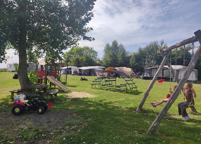 Chalet Weizicht op minicamping Hoogelande