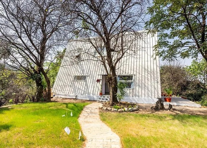 Vairo Cottage