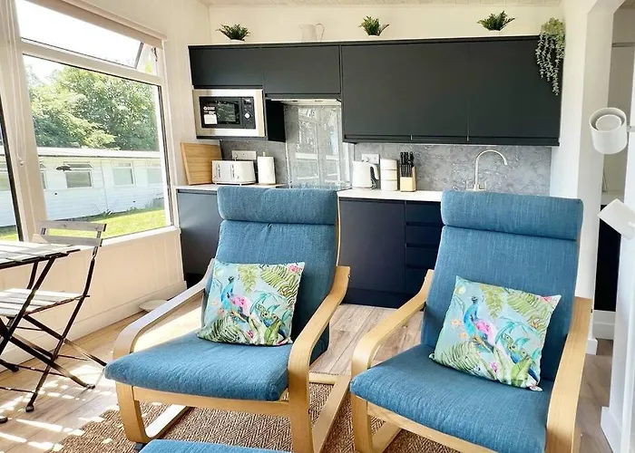 Little Haven Too, One Bed Chalet In Dartmouth