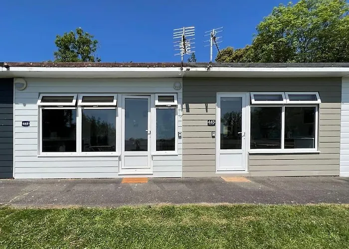 Little Haven Too, One Bed Chalet In Dartmouth