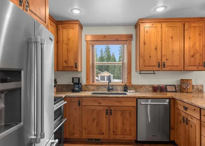River'S Bend Lodge - Hot Tub, Fire Pit, Games & Ski