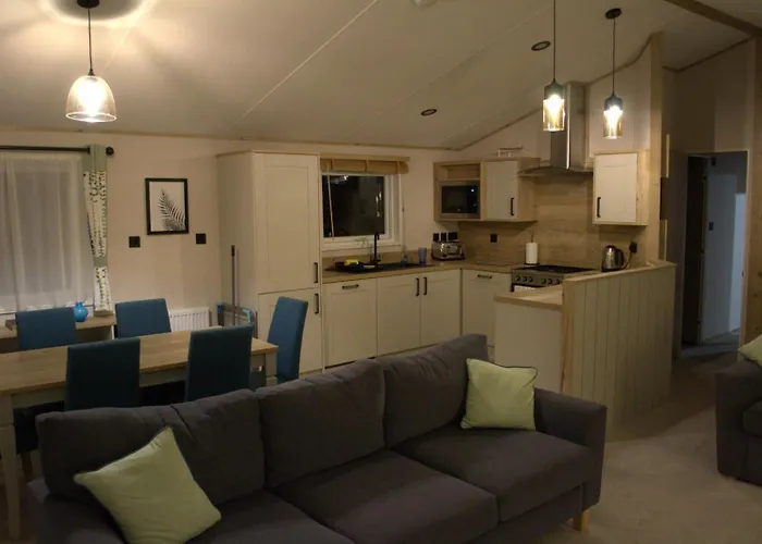 Luxury Lodge @ Hoburne Devon Bay