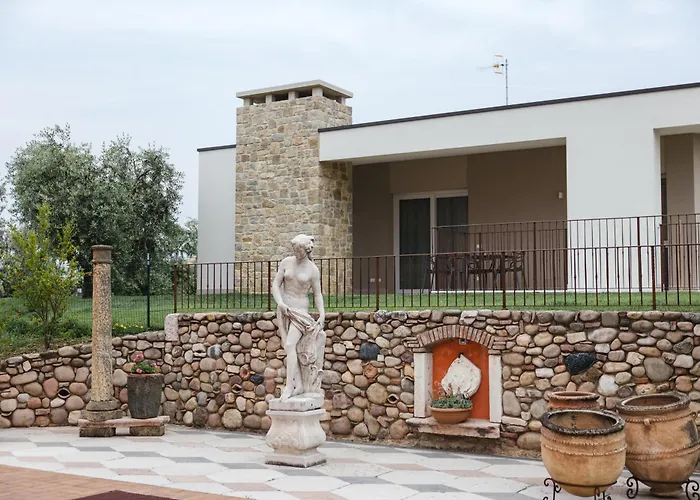 La Rondinella Apartments