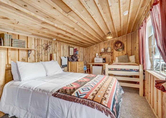 Cabin In Colorado National Forest!