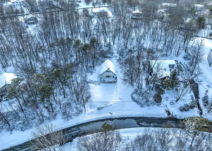 The Sage Chalet In Emerald Lakes, Poconos!