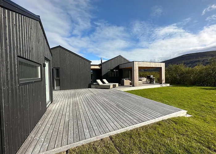 Stunning Luxury Chalet In West Iceland - Birta Rentals