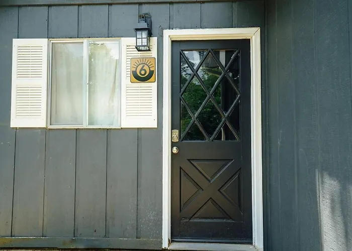 Tribesman #6 - Peetz Place - Near Silver Dollar City
