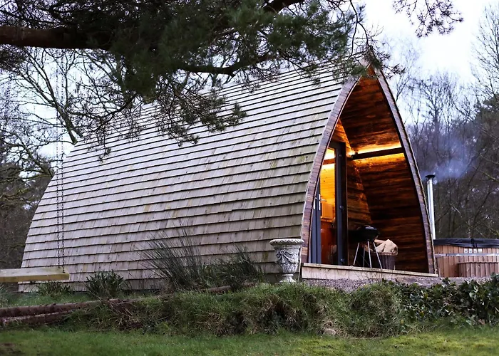 Tempo Manor Cabins