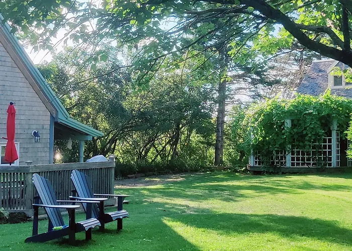 Avonlea Forest Hill Cottages