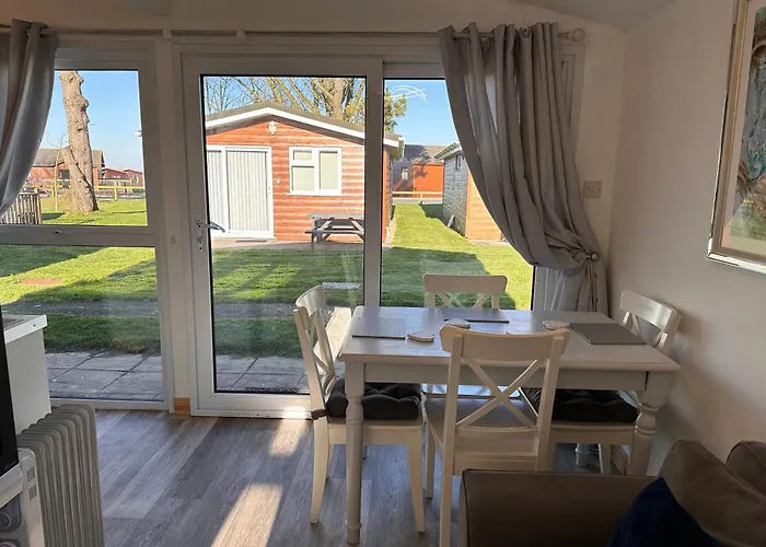Padstow Lodge