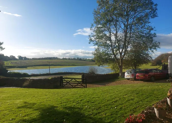 Thames Head Wharf - Historic Cotswold Cottage With Stunning Countryside Views