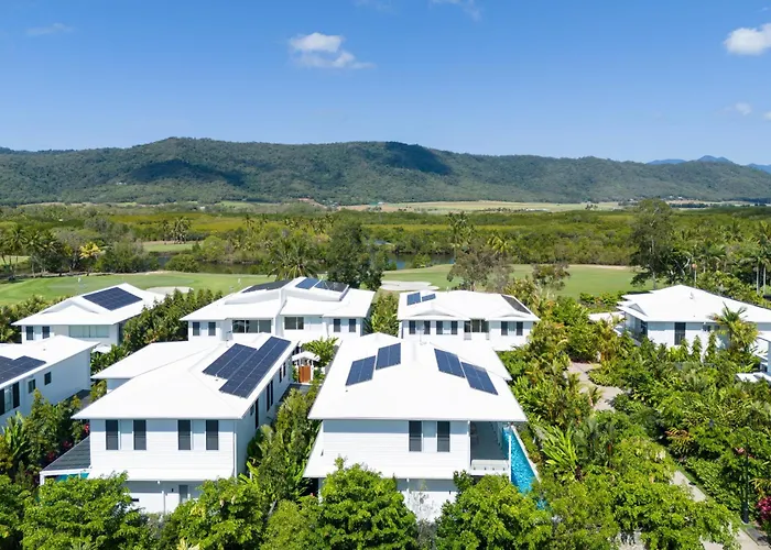 Escape s Port Douglas
