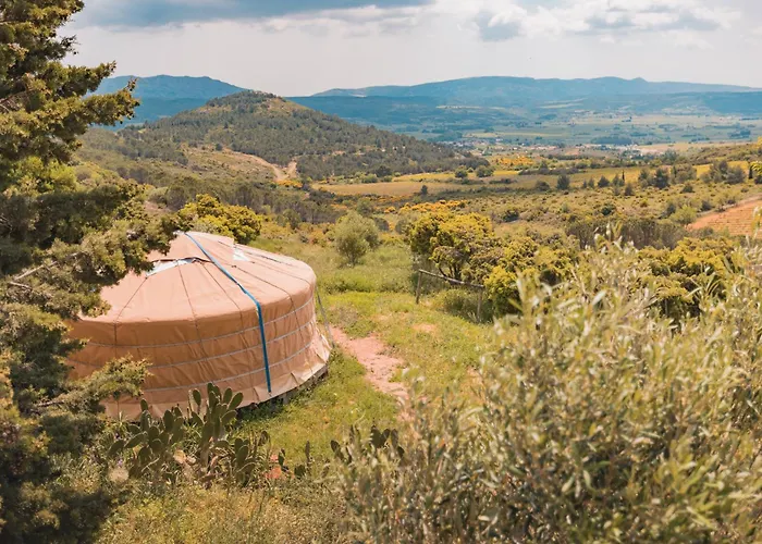 Yourte Mongole Insolite - Gite Saint Roch