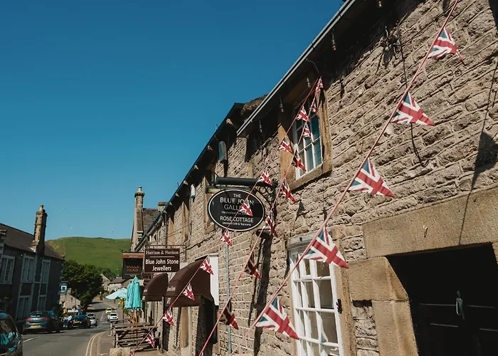 Lodge Cottage, Castleton