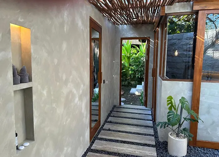 Сity center hotels Onaya Bali Resort - Adults Only