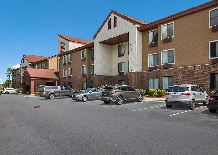 Red Roof Inn & Suites Savannah Airport