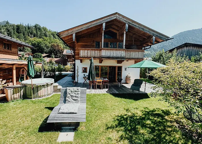 Chalet Nordic mit privatem Whirlpool und Sauna