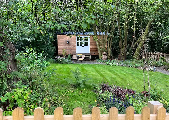 Tranquil Spot Shepherds Hut