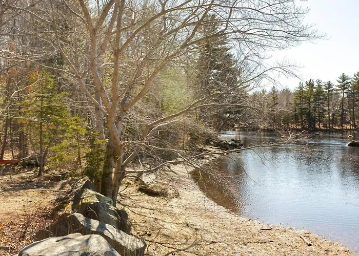 The Old Kettle Cabin With Hot Tub