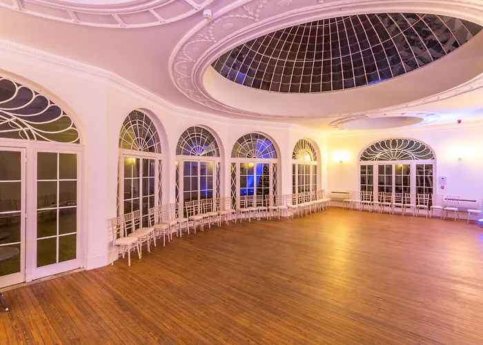 Barton Hall Hotel & Spa