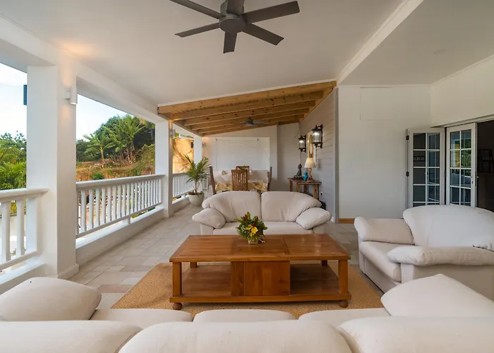 Felicie Cottage & Residence