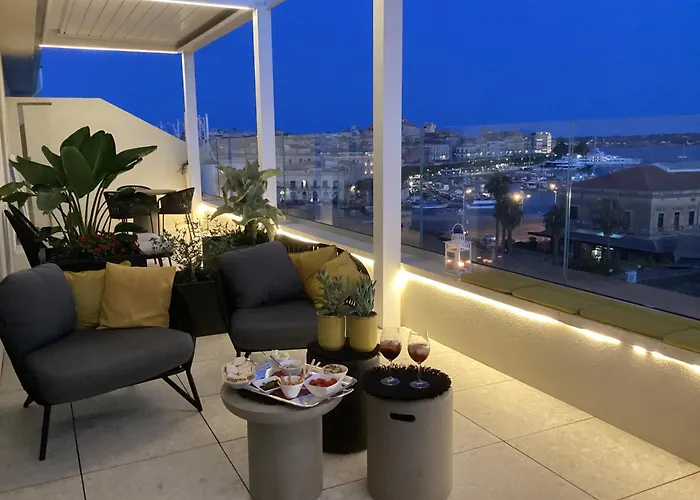  La Terrazza Sul Porto