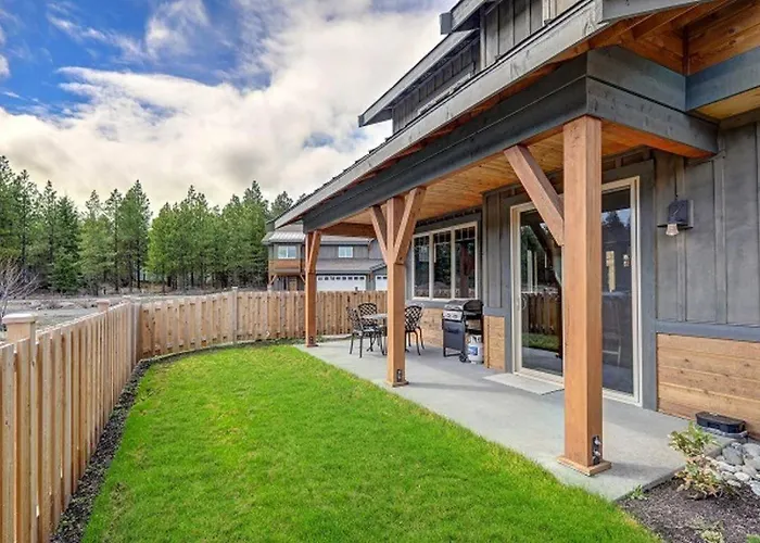 Golf Views And Suncadia Pool Access