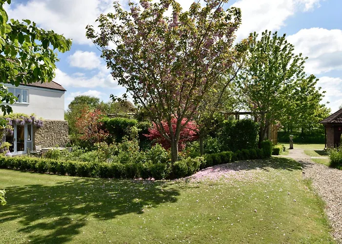 Munden House