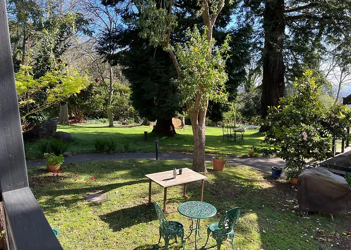Olinda Country Cottages