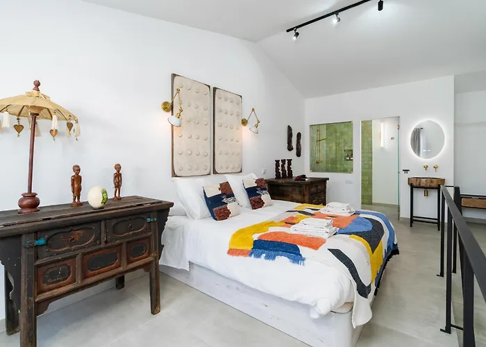 Albergue Casa Baco- Cozy House City Center