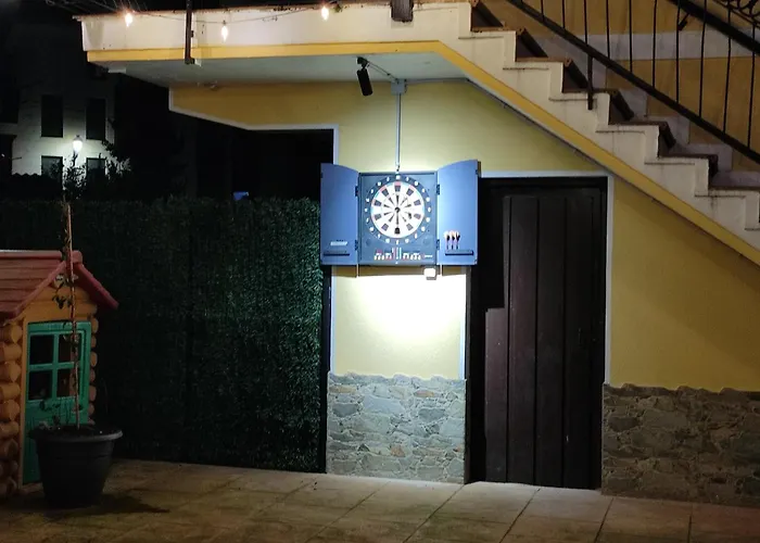 Perros hoteles Toño El Alguacil