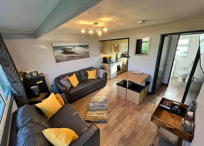 44 Sundowner Hemsby