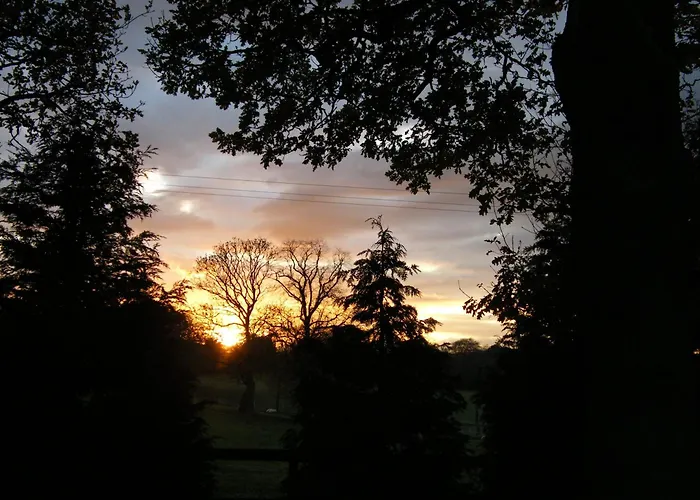 Arden Country House