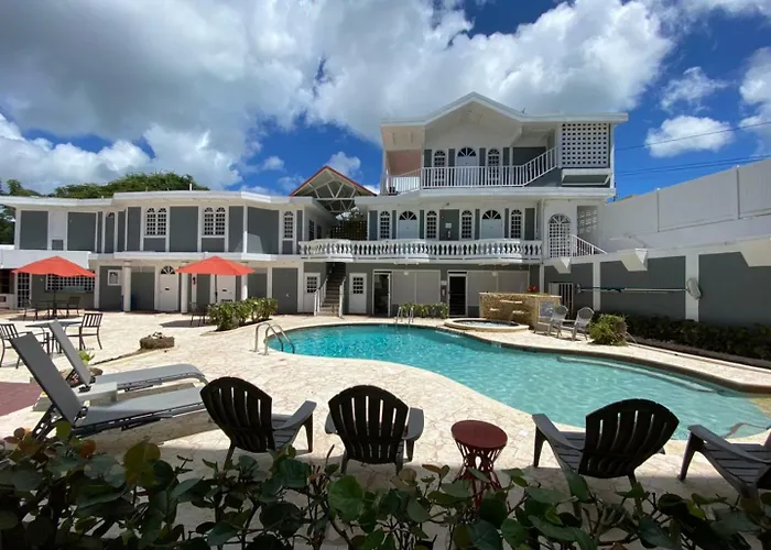 Las Casitas De Village