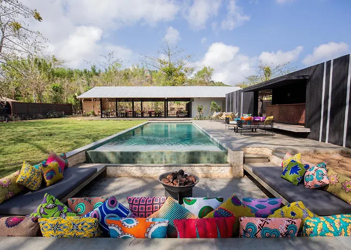 Pet Friendly hotel: Origin Uluwatu