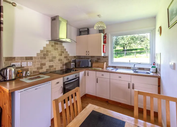 Ta Mill Cottages & Lodges - Meadowview Chalet 2