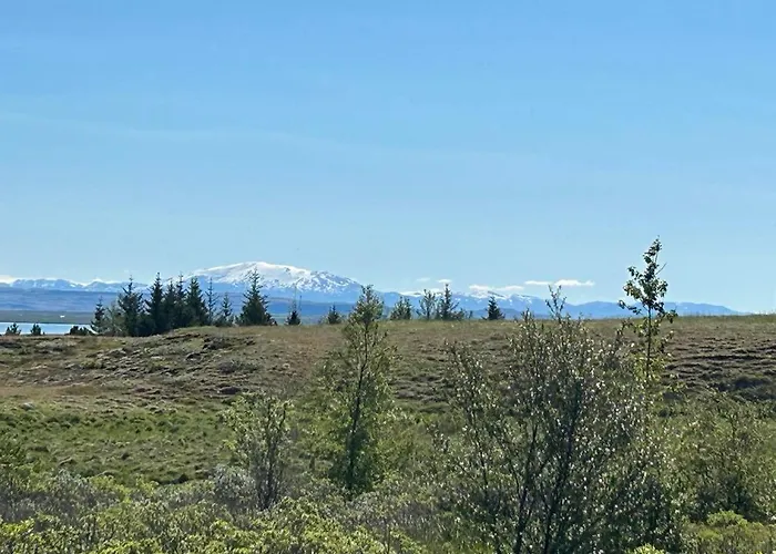 Luxury Cottage Located In The Golden Circle, Mountain View!