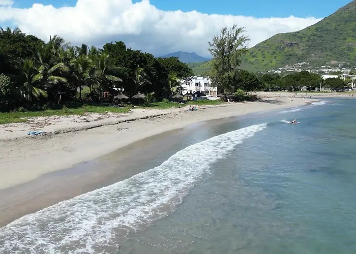Between2Waters Chalet Rental Car Offered