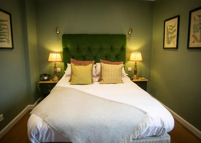 Leeds Castle Stable Courtyard Bed And Breakfast