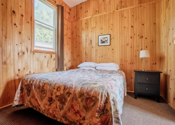 Millstream Cottages