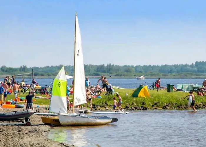 Ferienhaus Chalet Ferienpark Lauwersoog NL
