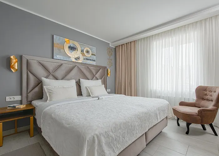 Heritage Stypia (Adults Only)