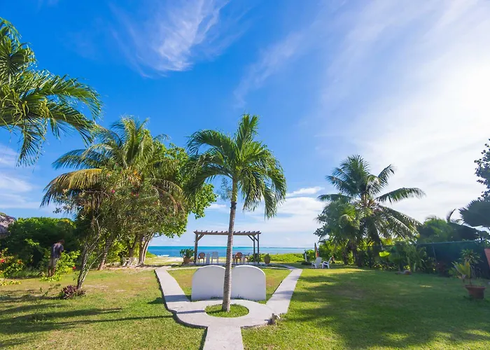 Amitie Chalets Praslin