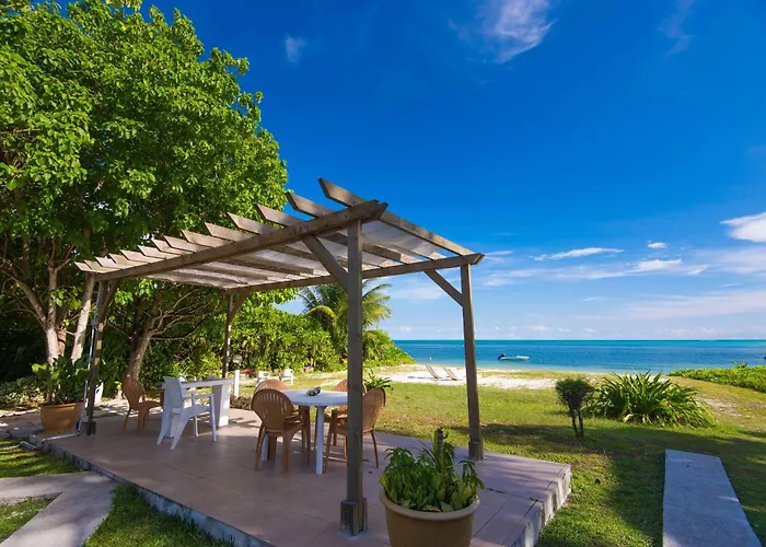 Amitie Chalets Praslin