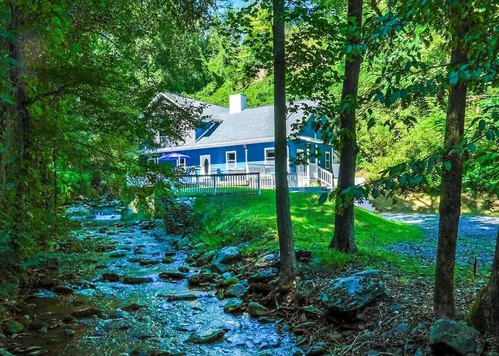Gervinwold Creekside Relax Right By The Water