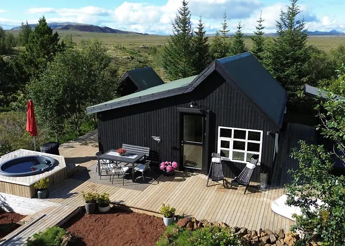 Cosy And Modern Chalet In Grimsnes, South Of Iceland - Birta Rentals