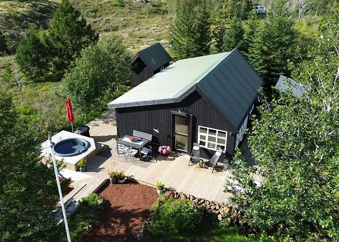 Cosy And Modern Chalet In Grimsnes, South Of Iceland - Birta Rentals
