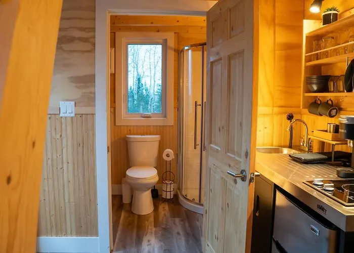 Sunflower Suite - The Dordean Suites Of Chester